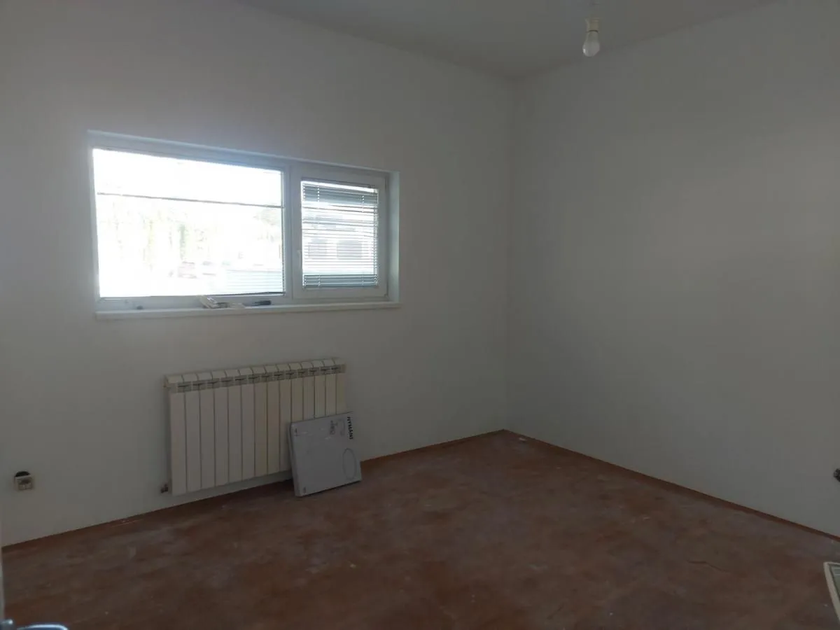 Izdavanje, kuća, 300m², Savski Venac, Beograd