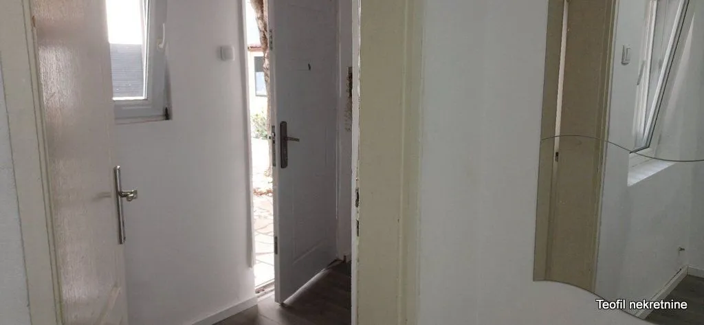 Rent, one bedroom apartment, 40m², Vračar Hram, Vračar Sve Podlokacije