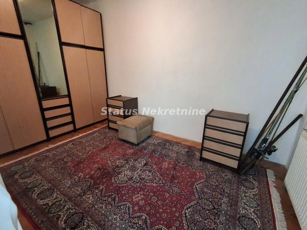 Izdavanje, dvosoban stan, 54m², Grbavica, Novi Sad Sve Podlokacije