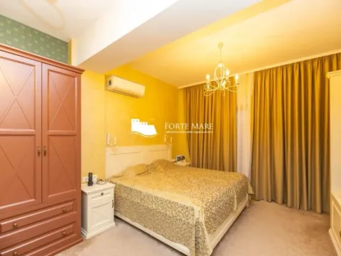 Prodaja, trosoban stan, 141m², Baošići, Herceg Novi - image 8