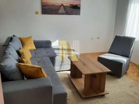 Izdavanje, trosoban stan, 81m², Bulevar Oslobodjenja, Novi Sad Sve Podlokacije - image 3