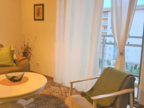 Rent, one bedroom apartment, 53m², City Kvart, Podgorica - image 3