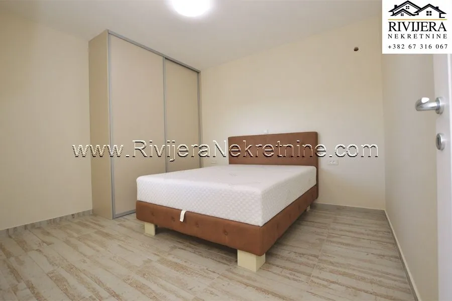 Prodaja, kuća, 220m², Zelenika, Herceg Novi