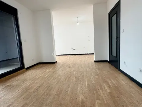 Prodaja, dvosoban stan, 88m², Gorica C, Podgorica - image 1