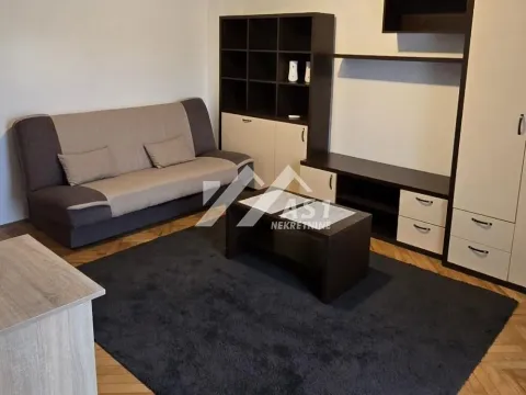 Izdavanje, stan, 28m², Podbara, Novi Sad Sve Podlokacije