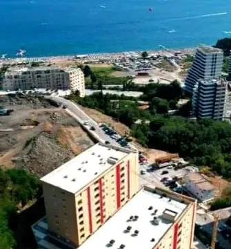 Sale, one bedroom apartment, 37m², Bečići, Budva - image 2
