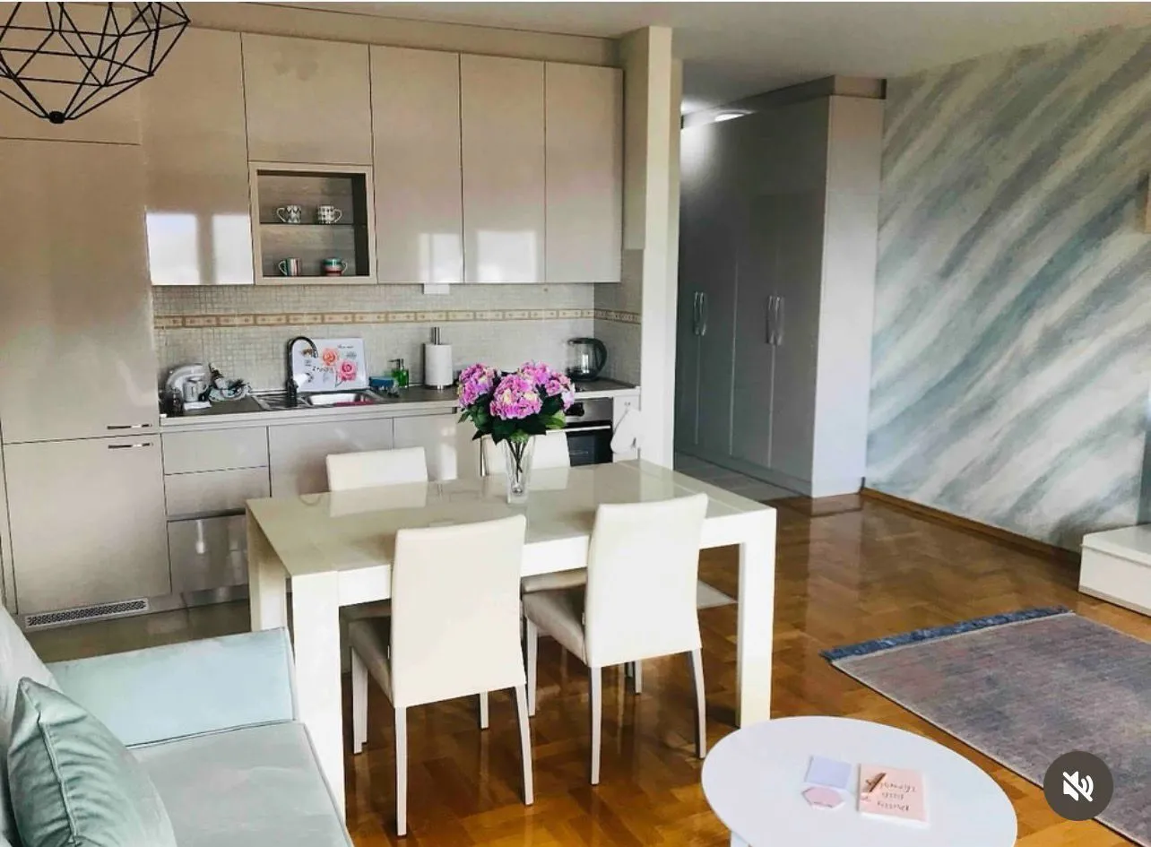 Sale, one bedroom apartment, 45m², Bečići, Budva