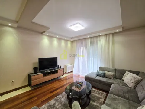 Izdavanje, dvosoban stan, 76m², Centar, Podgorica - image 2