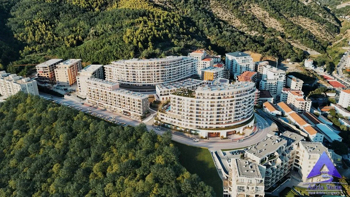 Sale, two bedroom apartment, 77m², Bečići, Budva