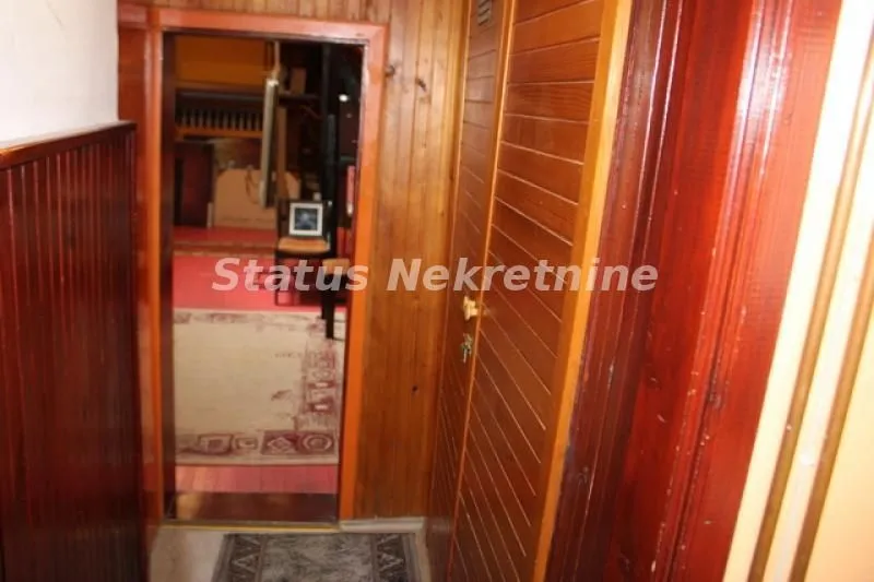 Prodaja, trosoban stan, 81m², Petrovaradin, Novi Sad