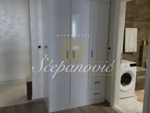 Prodaja, trosoban stan, 89m², Nova Detelinara, Novi Sad Sve Podlokacije - image 2