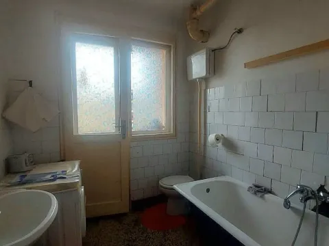 Prodaja, dvosoban stan, 67m², Centar, Nikšić - image 9
