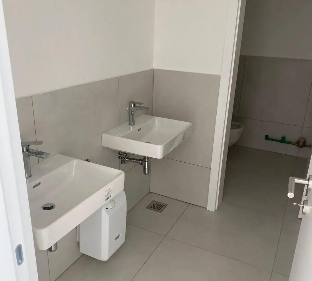 Sale, office space, 97m², Stari grad, Novi Sad