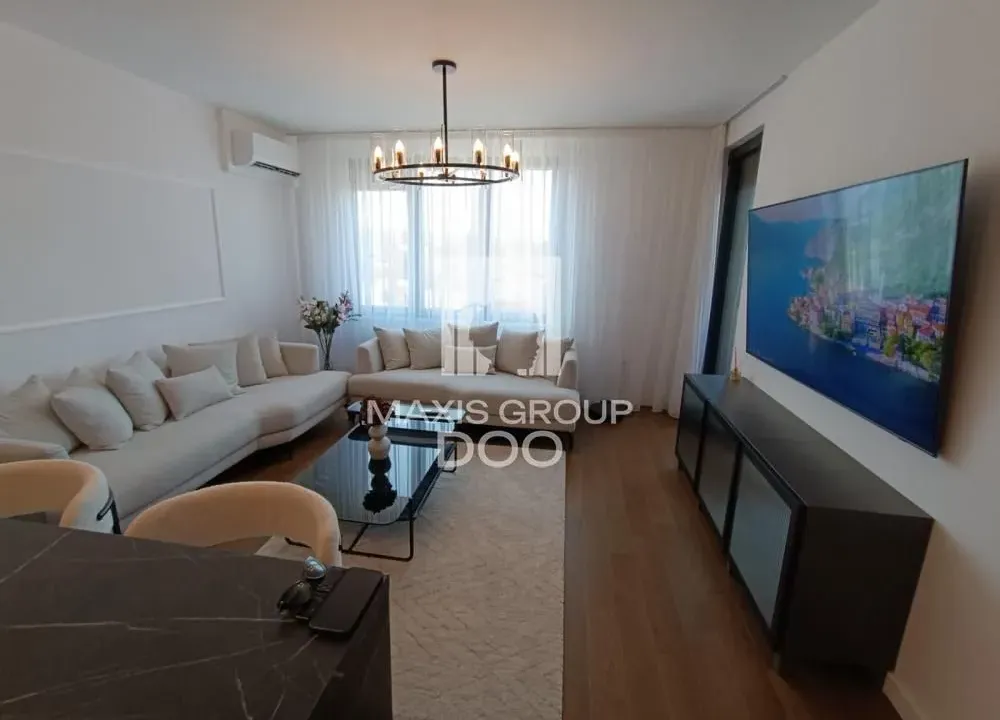 Prodaja, trosoban stan, 82m², Novi Beograd Sve Podlokacije, Beograd