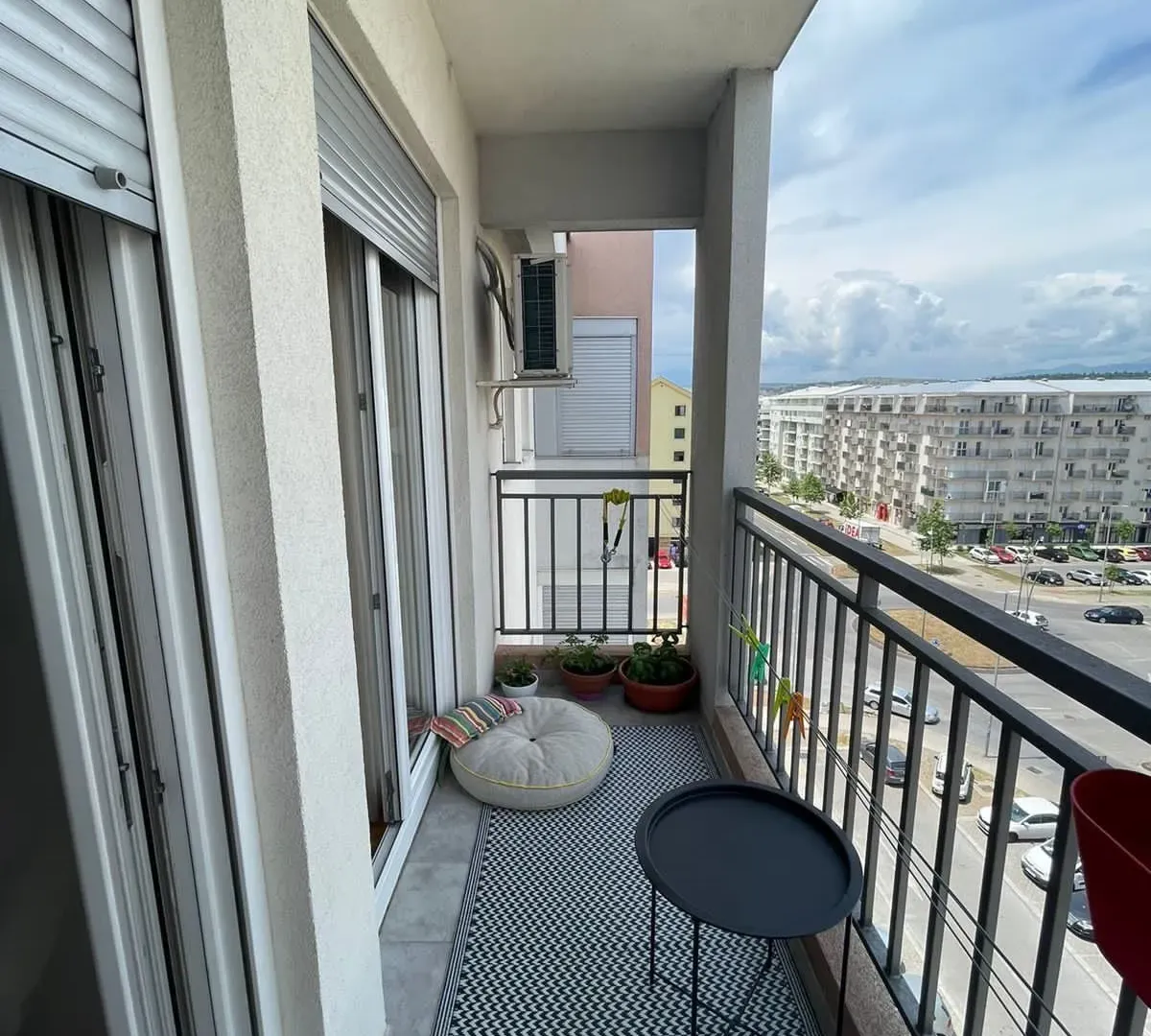 Rent, one bedroom apartment, 43m², Stari Aerodrom, Podgorica