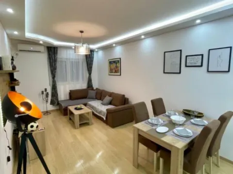 Izdavanje, jednosoban stan, 47m², City Kvart, Podgorica