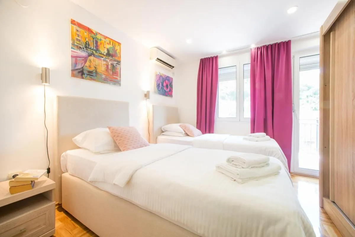 Prodaja, kuća, 300m², Kotor, Crna Gora