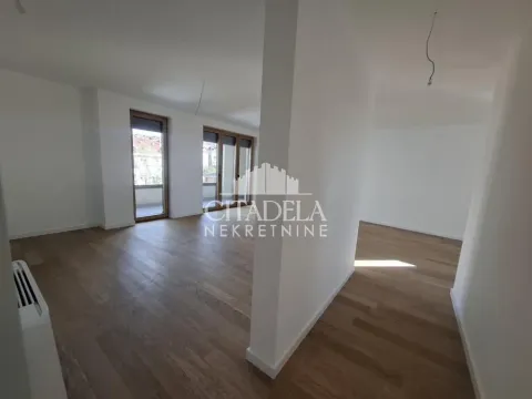 Sale, four bedroom apartment, 147m², Čukarica, Beograd