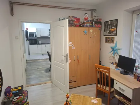 Sale, house, 90m², Novi Bečej, Zrenjanin - image 7