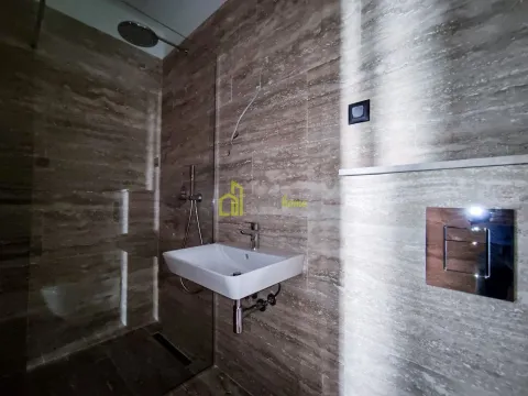 Prodaja, trosoban stan, 103m², Kruševac, Podgorica - image 10