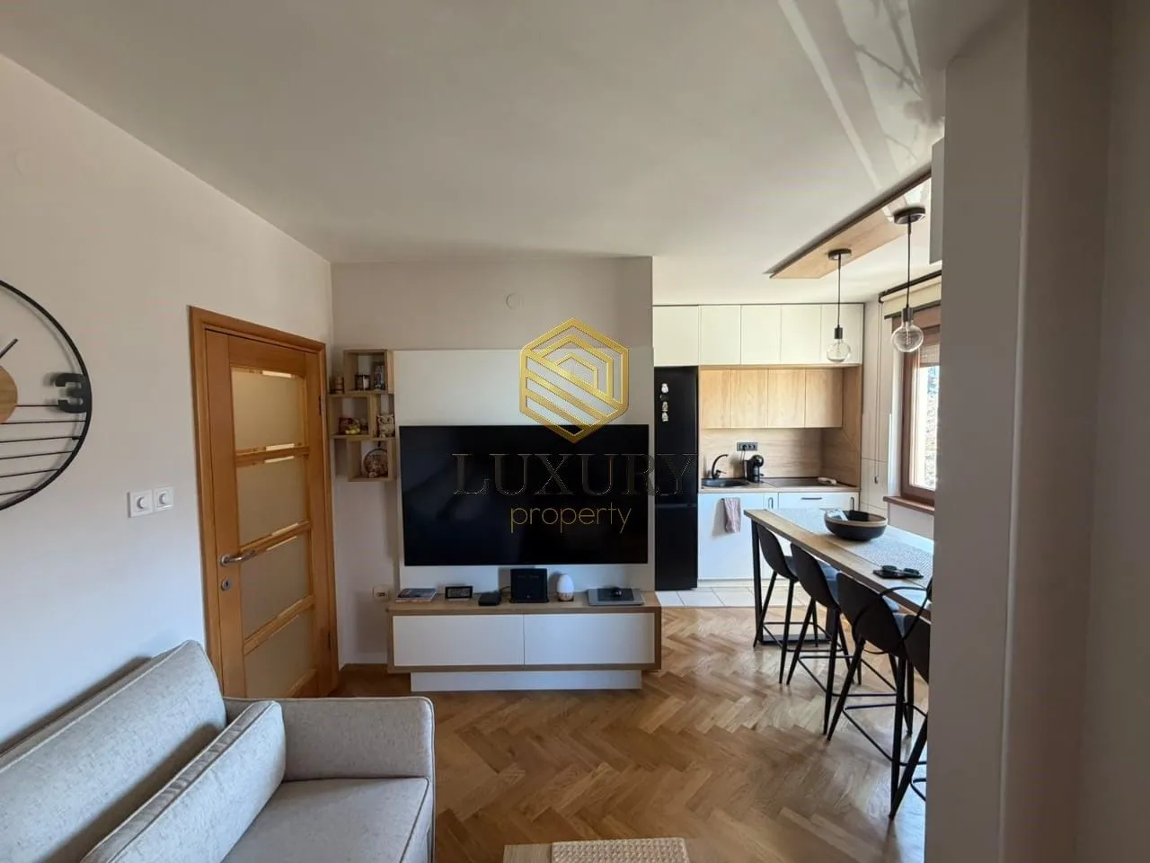 Rent, studio apartment, 30m², Blok 9, Podgorica