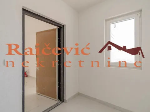 Prodaja, trosoban stan, 81m², Grocka, Beograd - image 20