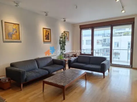 Izdavanje, trosoban stan, 102m², Vračar Hram, Vračar Sve Podlokacije - image 2