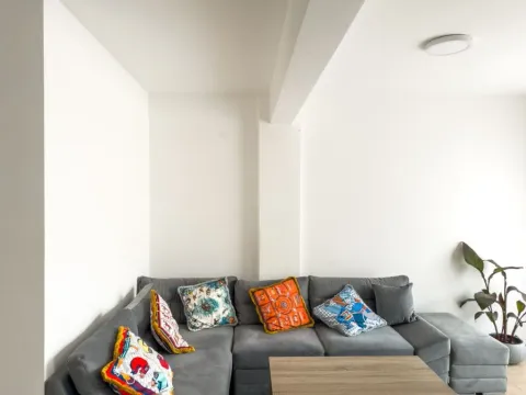 Sale, two bedroom apartment, 67m², Bečići, Budva - image 3