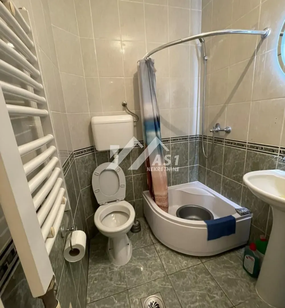 Prodaja, jednosoban stan, 36m², Bulevar patrijarha Pavla, Novi Sad Sve Podlokacije