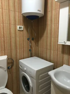 Izdavanje, jednosoban stan, 45m², Momišići, Podgorica - image 8