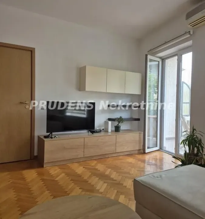 Rent, two bedroom apartment, 49m², Zvezdara Sve Podlokacije, Beograd