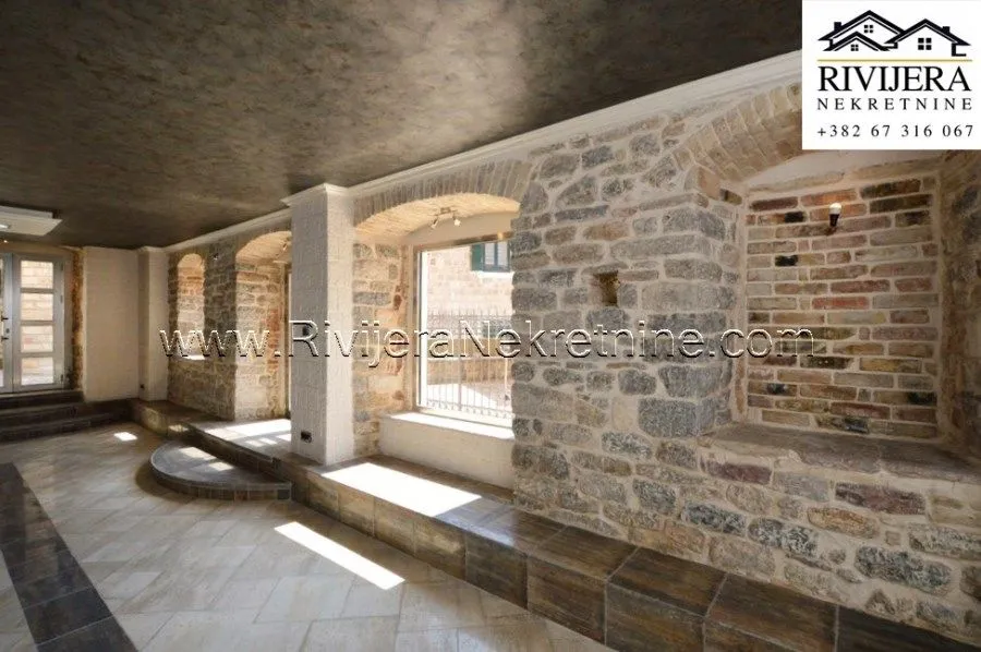 Sale, office space, 102m², Centar, Herceg Novi