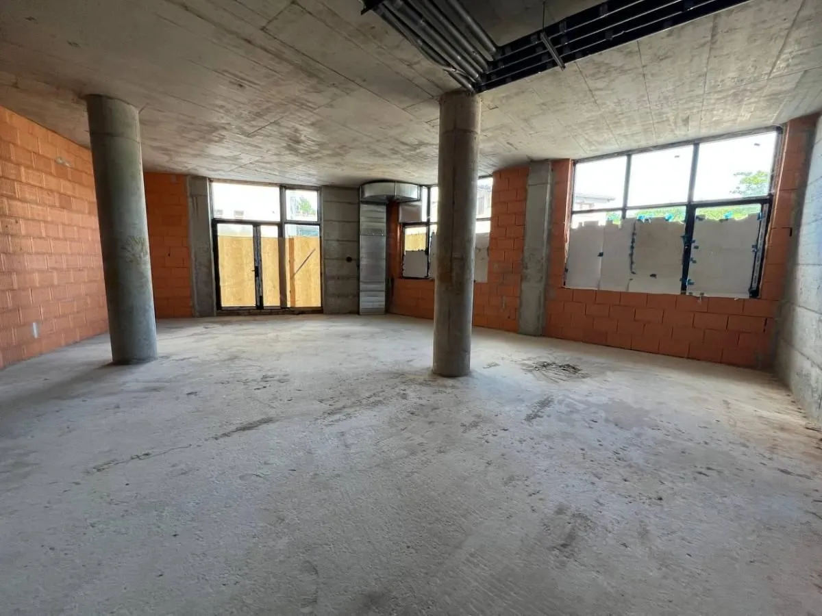 Rent, office space, 327m², Socijalno, Novi Sad Sve Podlokacije