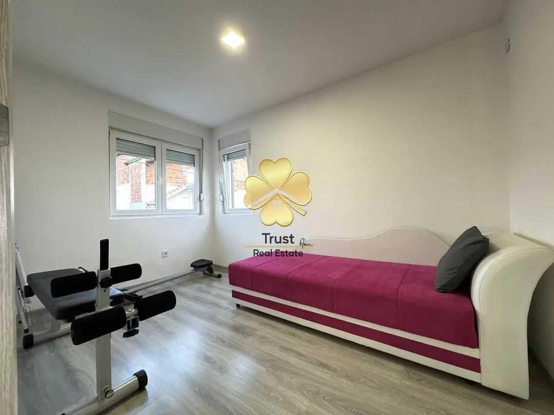 Izdavanje, kuća, 150m², Masline, Podgorica
