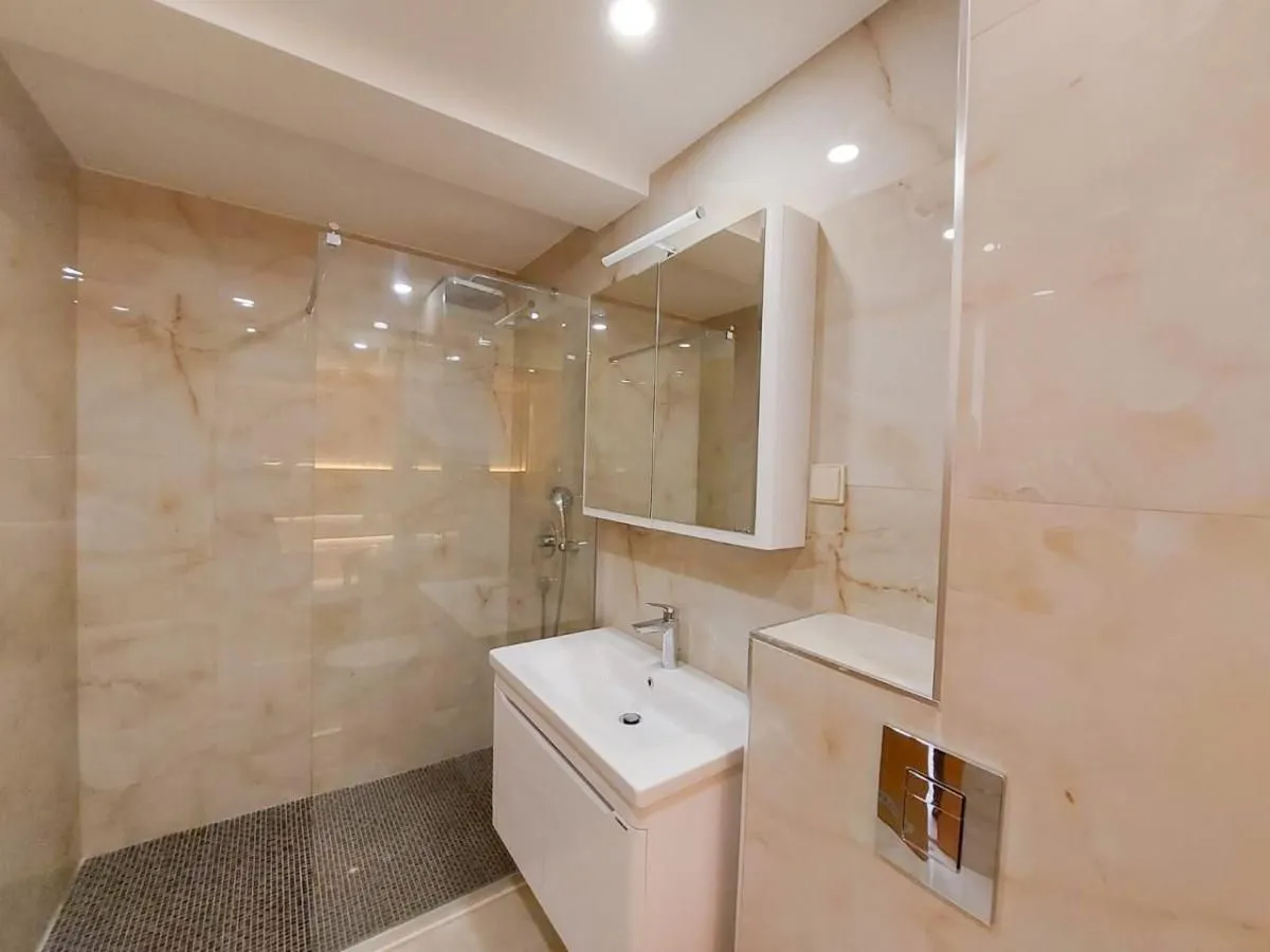 Prodaja, dvosoban stan, 138m², Baošići, Herceg Novi