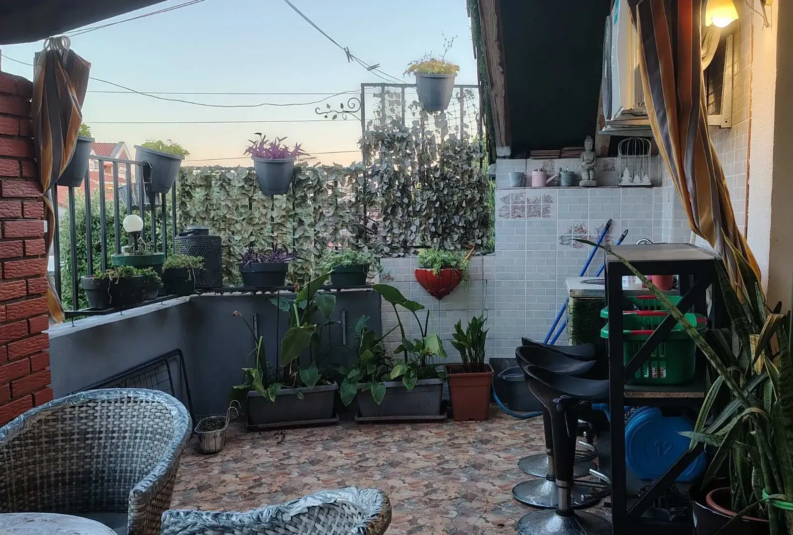 Izdavanje, trosoban stan, 115m², Zabjelo, Podgorica