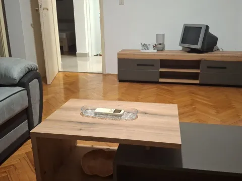 Izdavanje, jednosoban stan, 62m², Donja Gorica, Podgorica - image 4