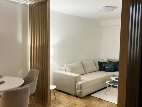 Rent, one bedroom apartment, 40m², City Kvart, Podgorica - image 17