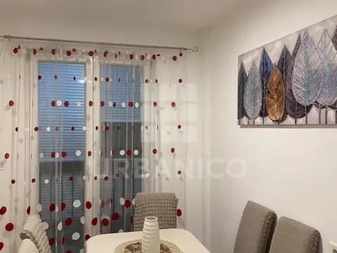 Izdavanje, dvosoban stan, 100m², Preko Morače, Podgorica - image 2