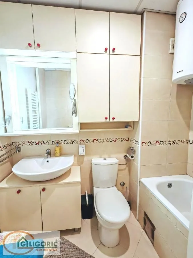 Rent, three bedroom apartment, 85m², Zvezdara Sve Podlokacije, Beograd