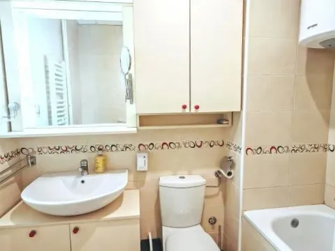 Izdavanje, četvorosoban stan, 85m², Zvezdara Sve Podlokacije, Beograd - image 20