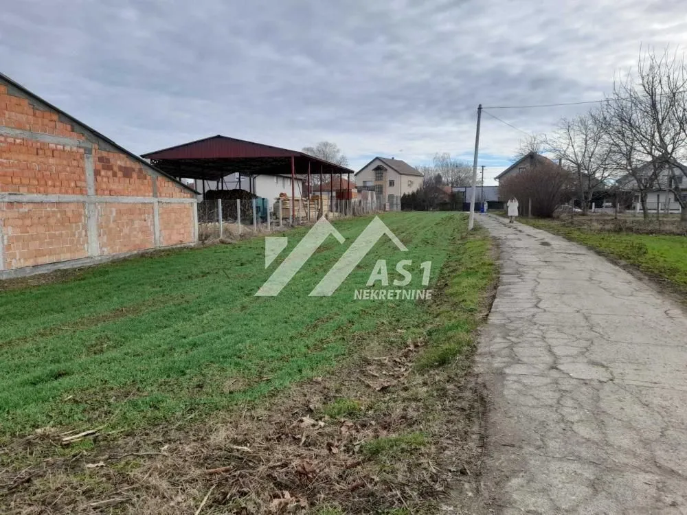Prodaja, plac, 750m², Rumenka, Novi Sad Sve Podlokacije