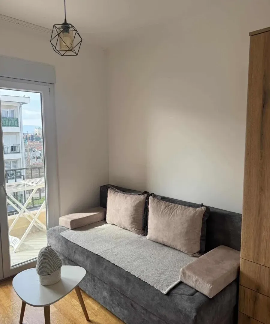 Rent, one bedroom apartment, 60m², Stari Aerodrom, Podgorica