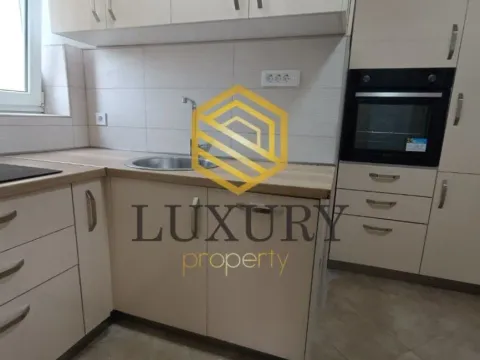 Izdavanje, dvosoban stan, 58m², Centar, Podgorica - image 6