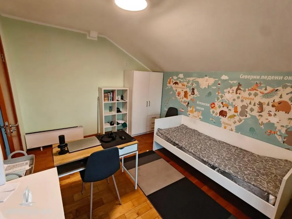 Prodaja, trosoban stan, 81m², Zemun Sve Podlokacije, Beograd