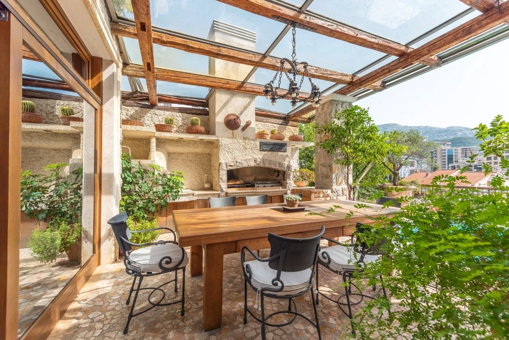 Sale, house, 1264m², Gospoština, Budva
