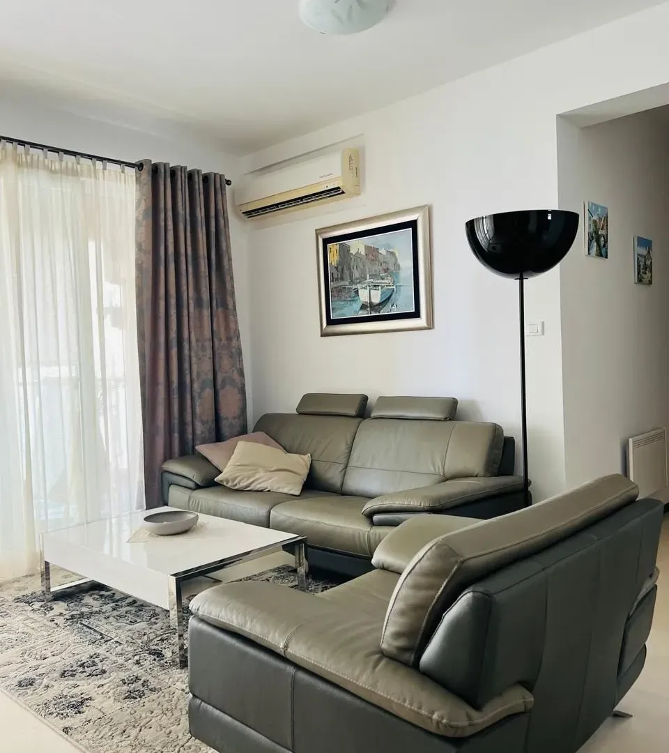 Sale, three bedroom apartment, 136m², Bečići, Budva