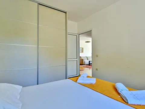 Prodaja, dvosoban stan, 70m², Sveti Stefan, Budva - image 6