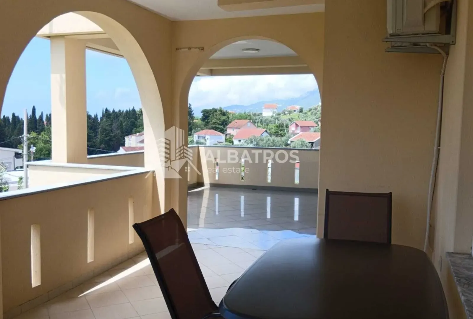 Rent, two bedroom apartment, 90m², Bar, Crna Gora
