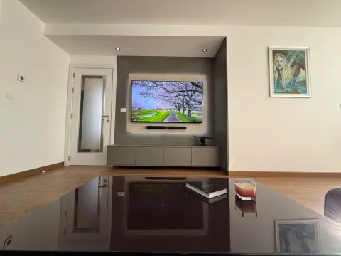 Prodaja, dvosoban stan, 75m², Tološka šuma, Podgorica - image 2